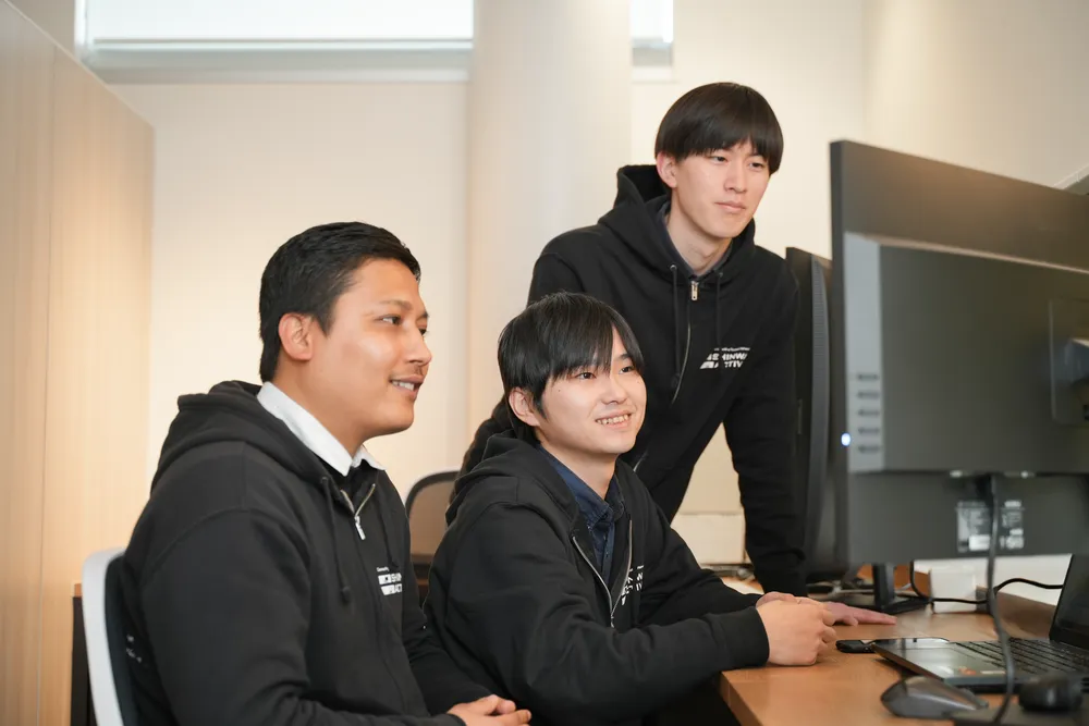 倉庫現場でのシステムデモ