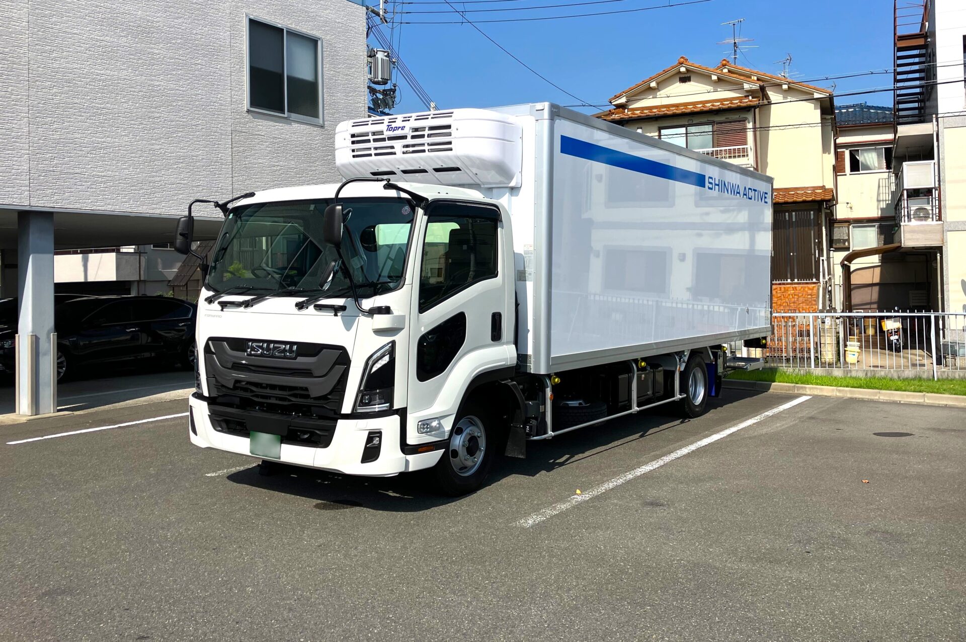 4tトラック1台納車