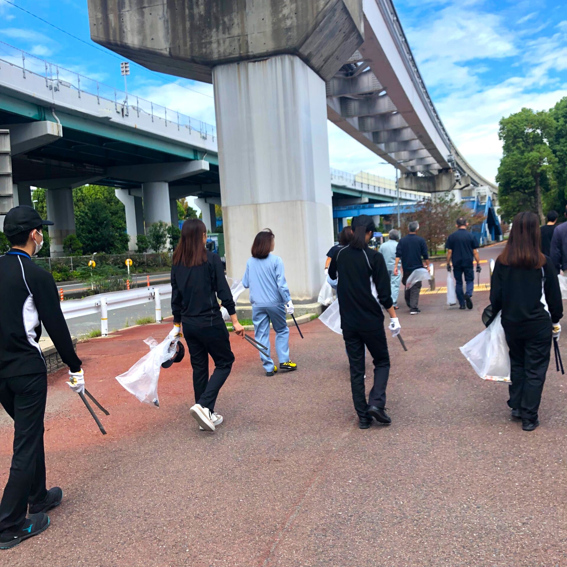 「中央環状線一斉清掃」に参加いたしました